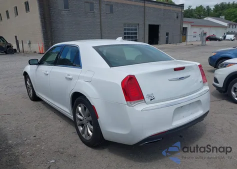 2017 Chrysler 300 Limited Awd from USA, damaged, VIN 2C3CCARG9HH530103